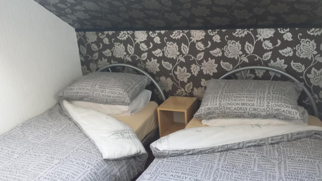 Airedale Hotel Blackpool Bagian luar foto