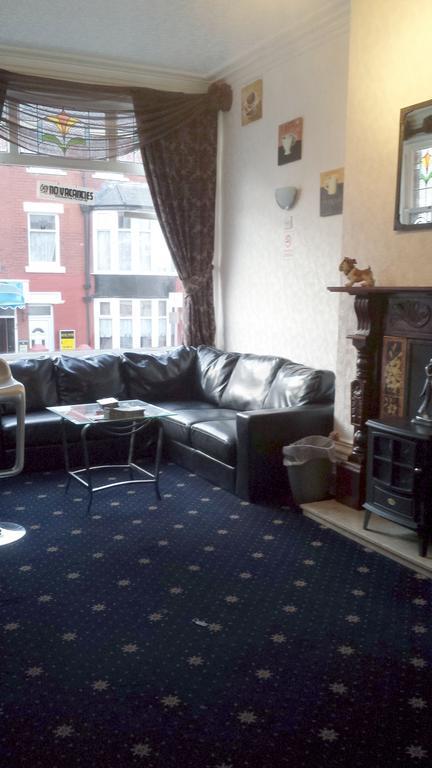 Airedale Hotel Blackpool Bagian luar foto